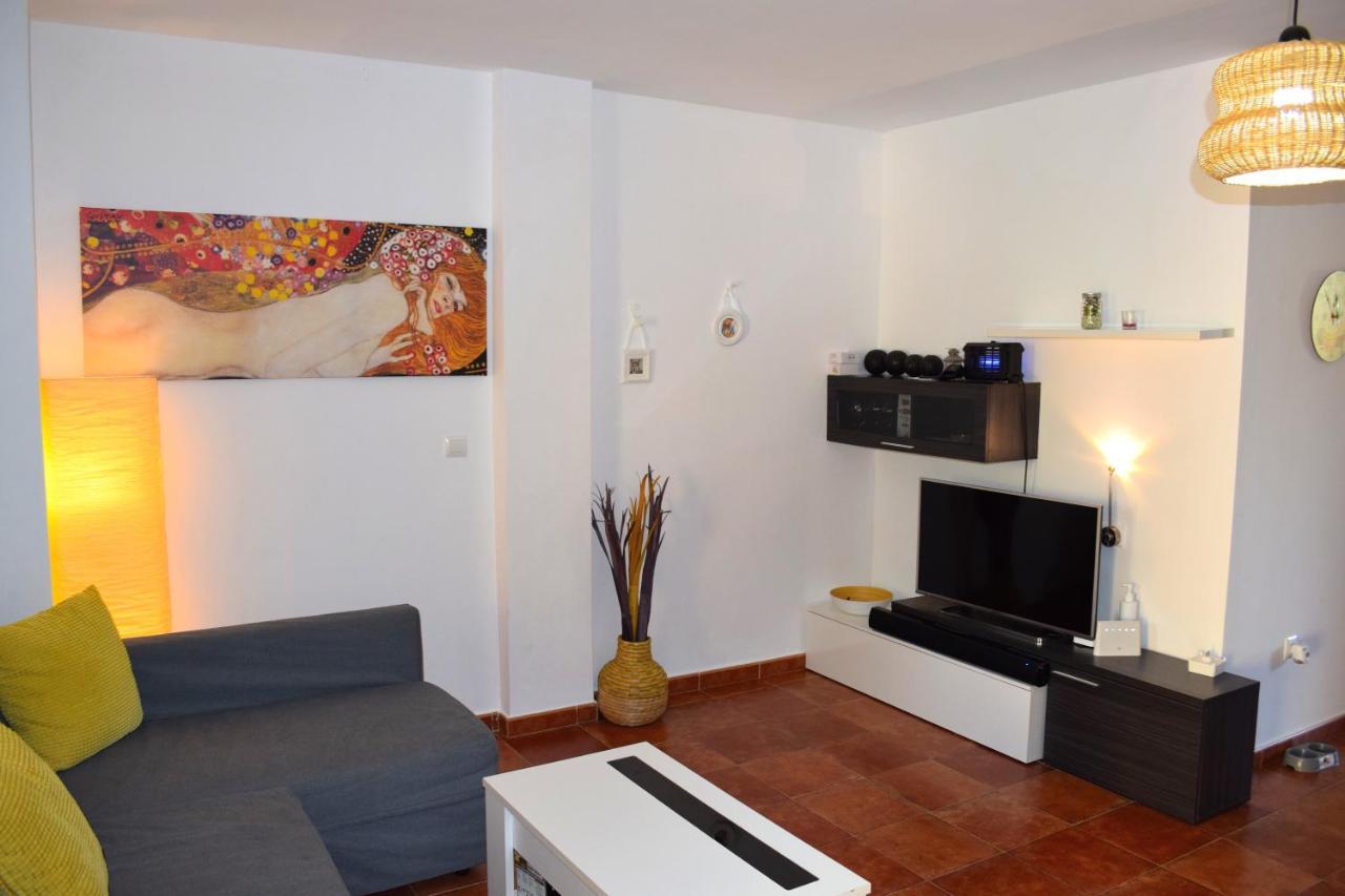 Apartamento Con Hermoso Jardin Y Ac Isla Plana Exterior photo