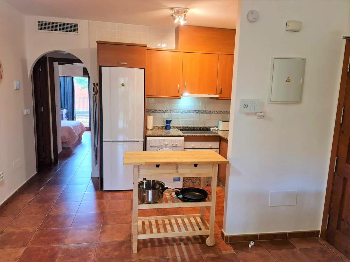 Apartamento Con Hermoso Jardin Y Ac Isla Plana Exterior photo